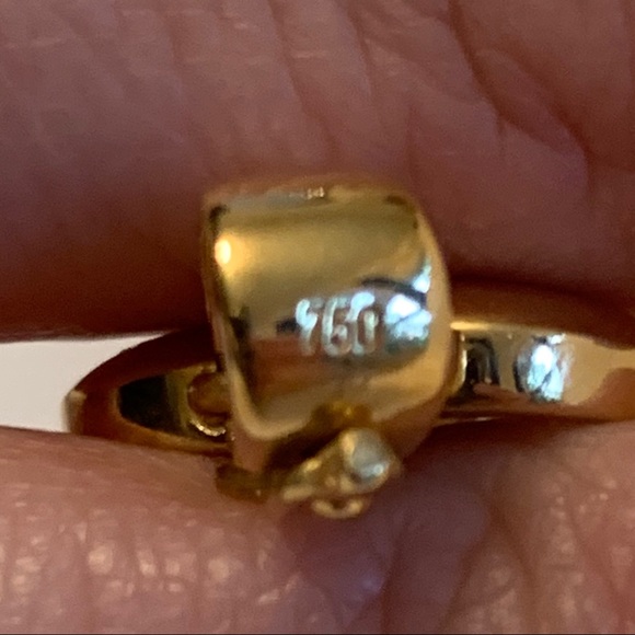 18K Gold & Diamond Vintage Heart Pendant - Picture 5 of 11